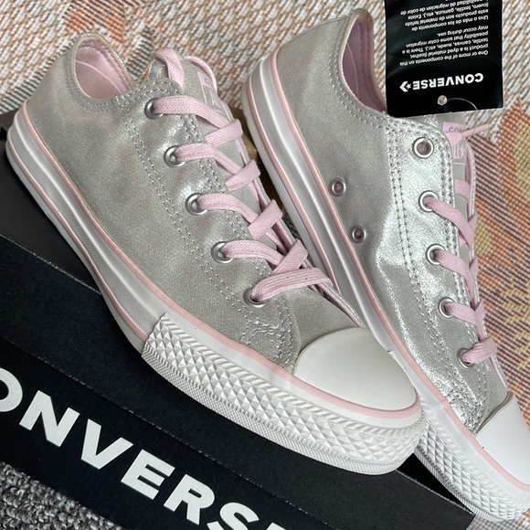 Converse WMNS 663671F
CTAS OX
MOUSE/PINK FOAM/WHITE Sneakers - Picture 10 of 16